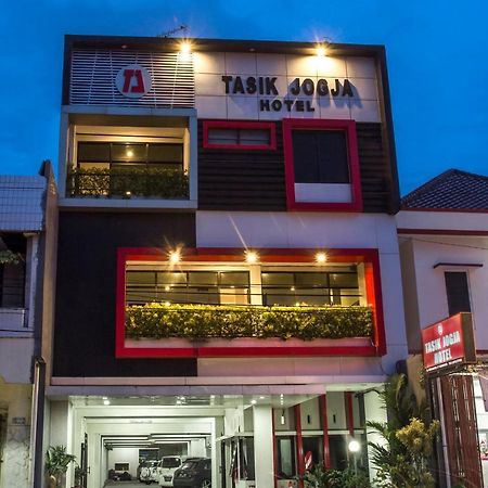 Tasik Jogja Hotel Yogyakarta Exterior foto