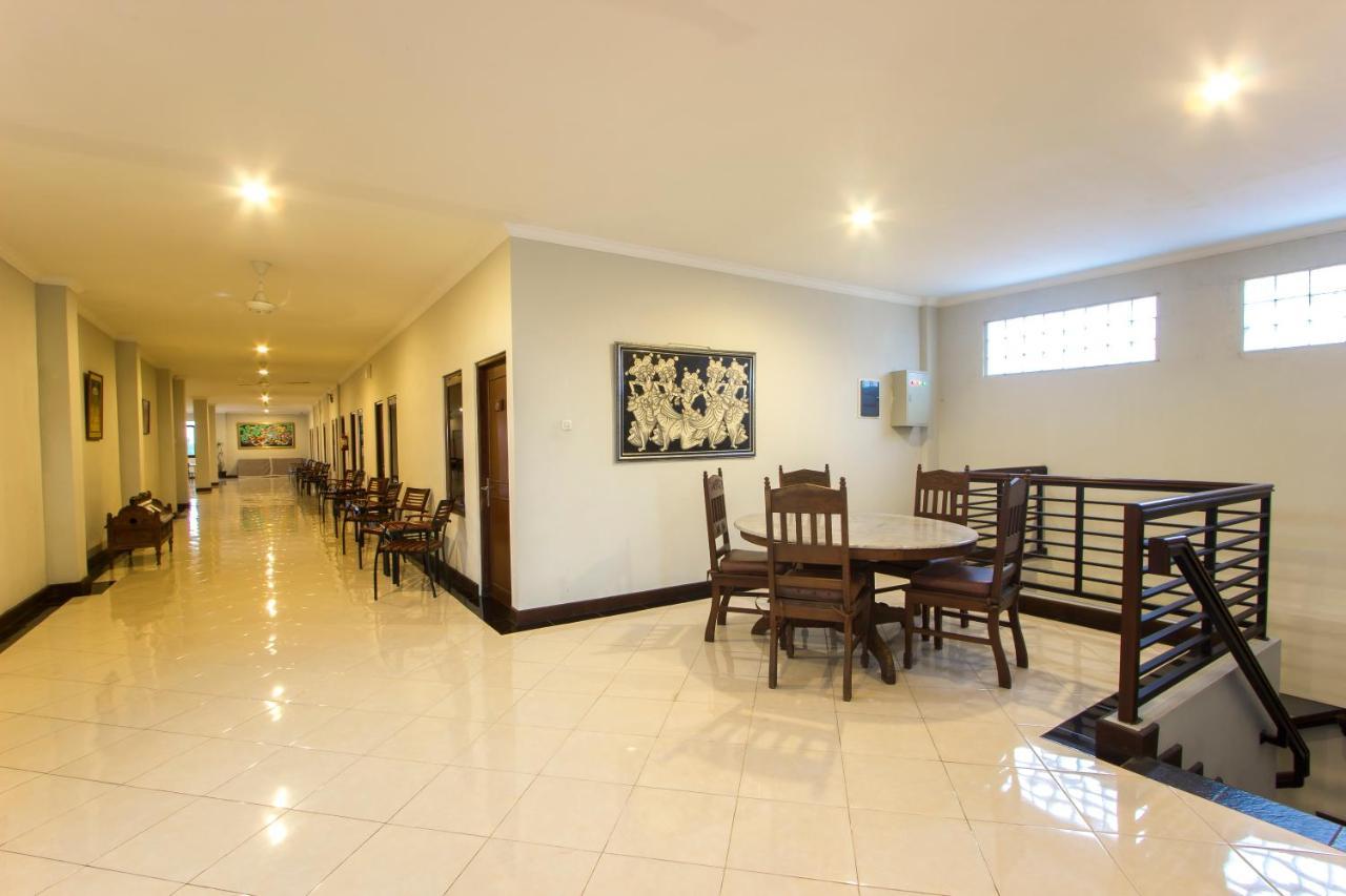 Tasik Jogja Hotel Yogyakarta Exterior foto