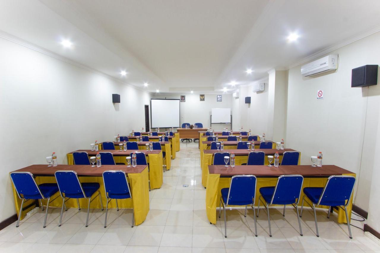 Tasik Jogja Hotel Yogyakarta Exterior foto