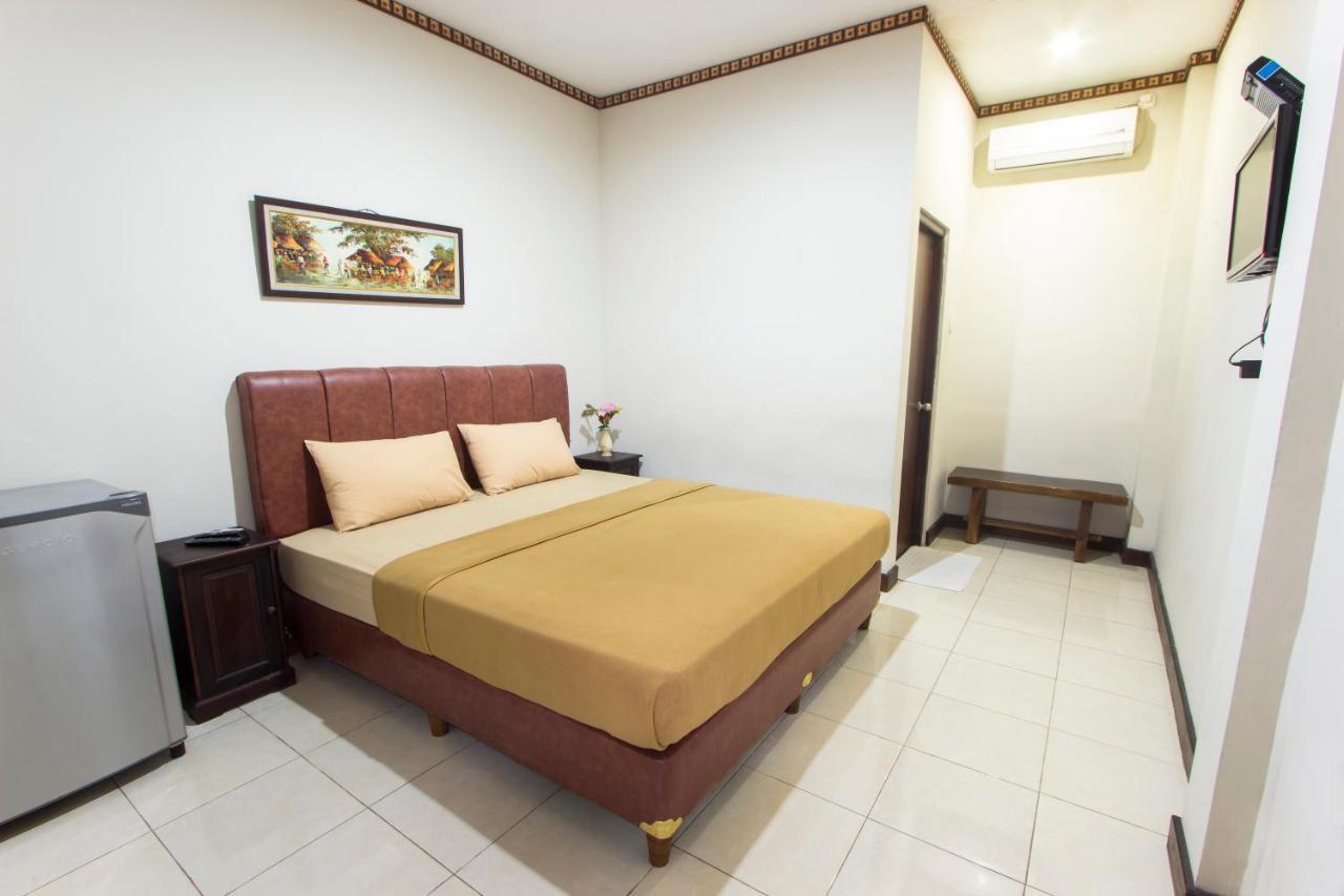 Tasik Jogja Hotel Yogyakarta Exterior foto